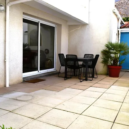 Appartement Les Sables-D'Olonne, 2 Pieces, 4 Personnes - Fr-1-197-526